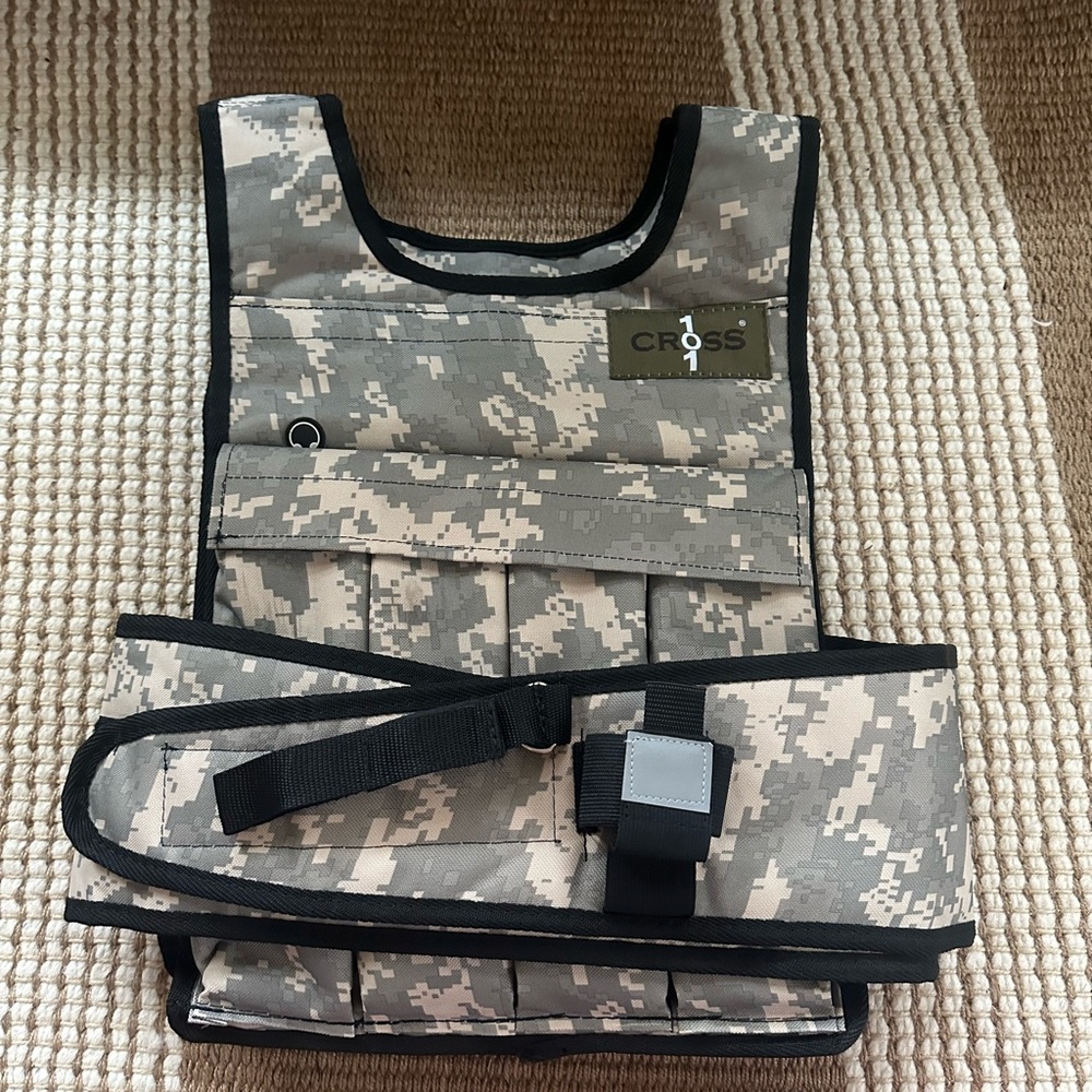 CROSS 101 MIR Camo Tactical Vest Strength Training Weight